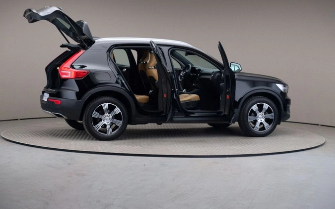 Volvo XC 40 cena 114899 przebieg: 79295, rok produkcji 2019 z Rabka-Zdrój małe 466